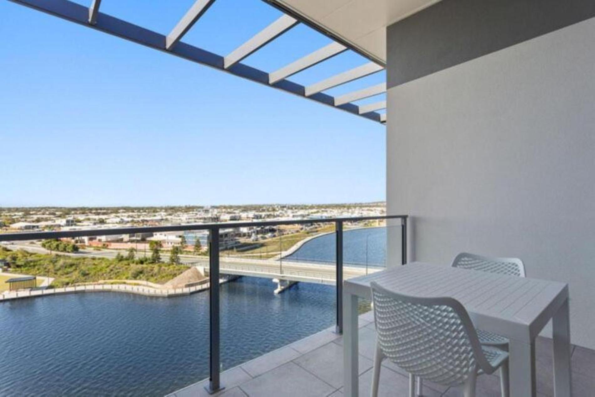 North Shore Oceanside Kawana Kawana Waters Exterior photo