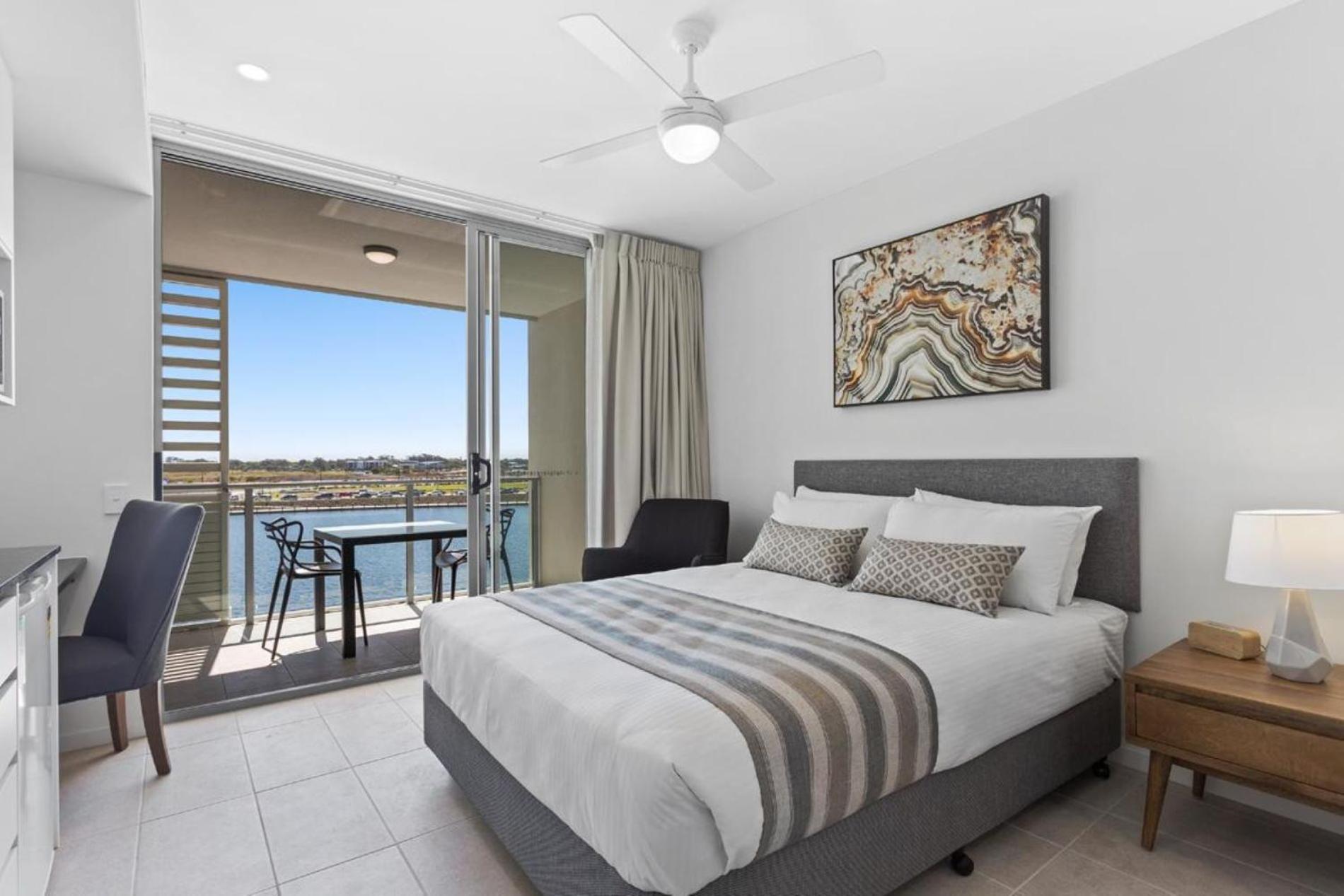 North Shore Oceanside Kawana Kawana Waters Exterior photo